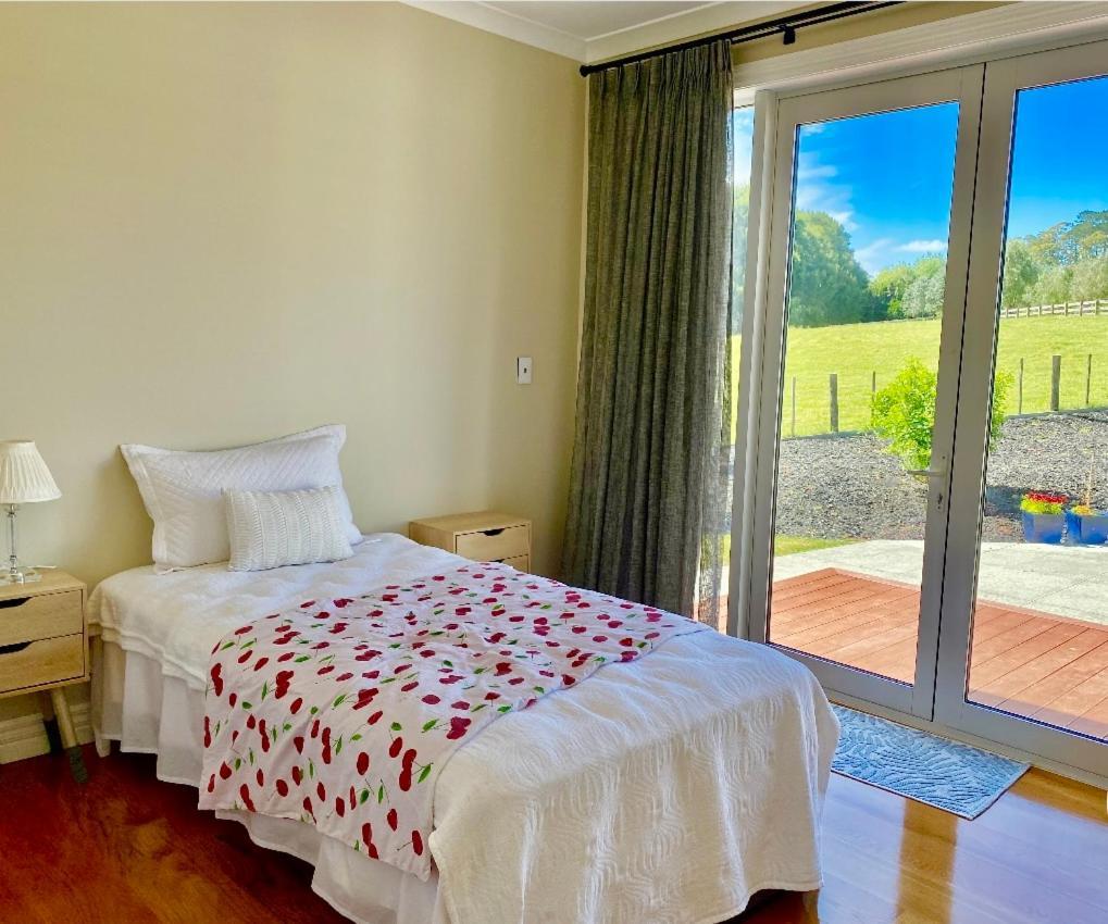 Dairy Flat Lifestyle Guesthouse מראה חיצוני תמונה